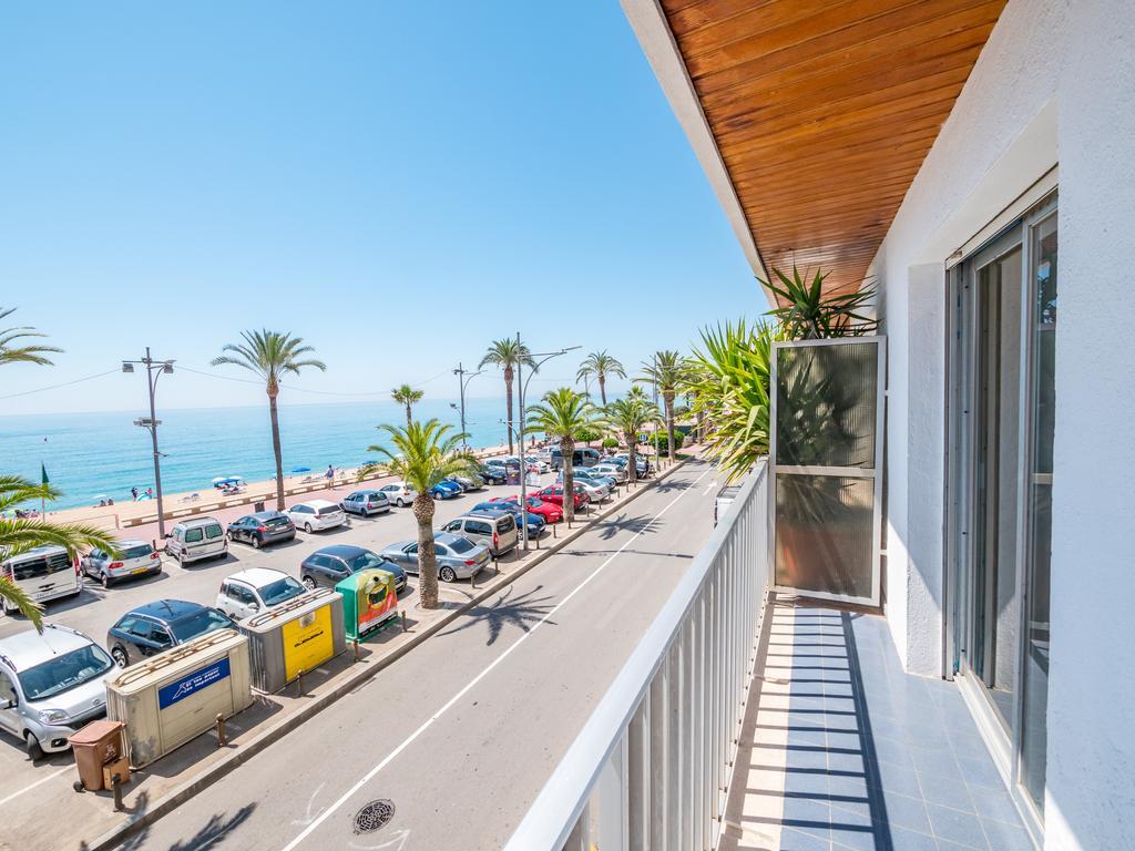 Apartaments Ar Easy Borodin Lloret de Mar Eksteriør billede